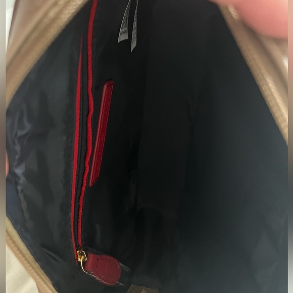 NWT Tommy Hilfiger crossbody purse - Picture 5 of 6